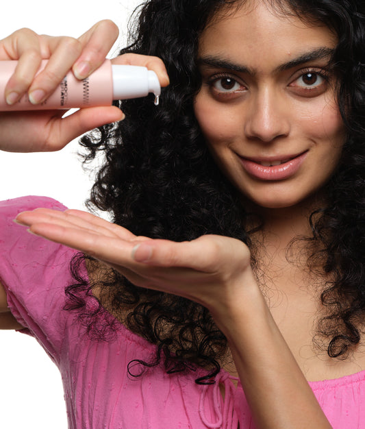 SMOOTH OPERATOR: Satin serum for smoothening  and frizz control