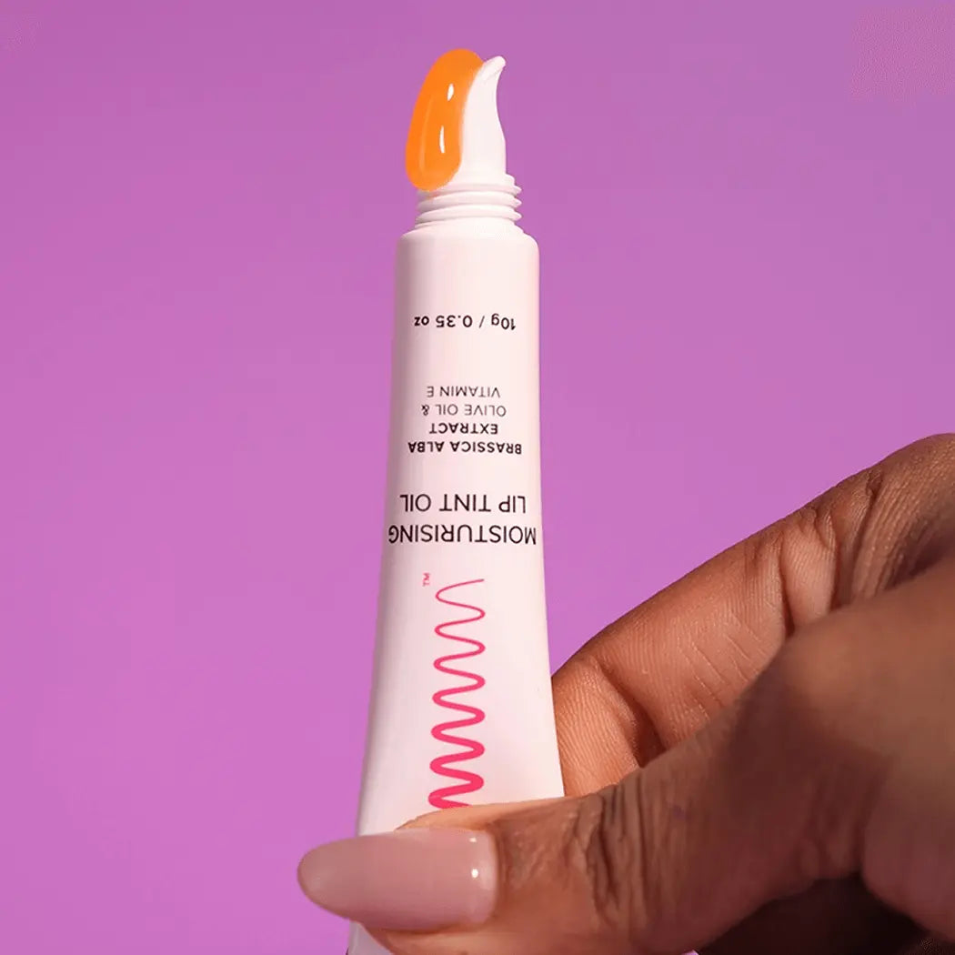 LOVE: Moisturising Lip Tint Oil